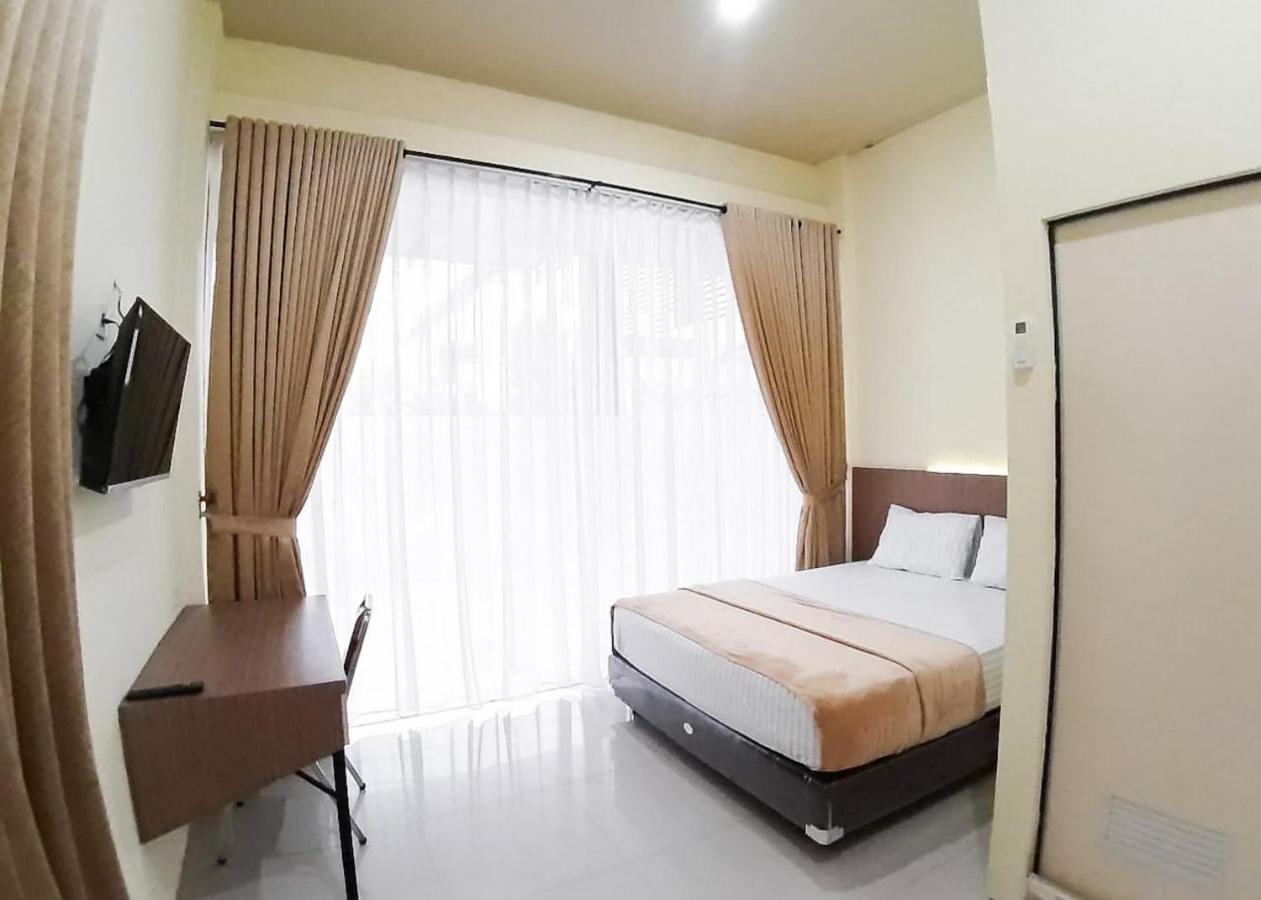 Hotel Reddoorz Syariah Near Transmart Jambi 2 Palmerah Exterior foto